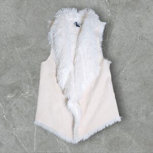 Steve Madden Faux Fur Vest in Cream